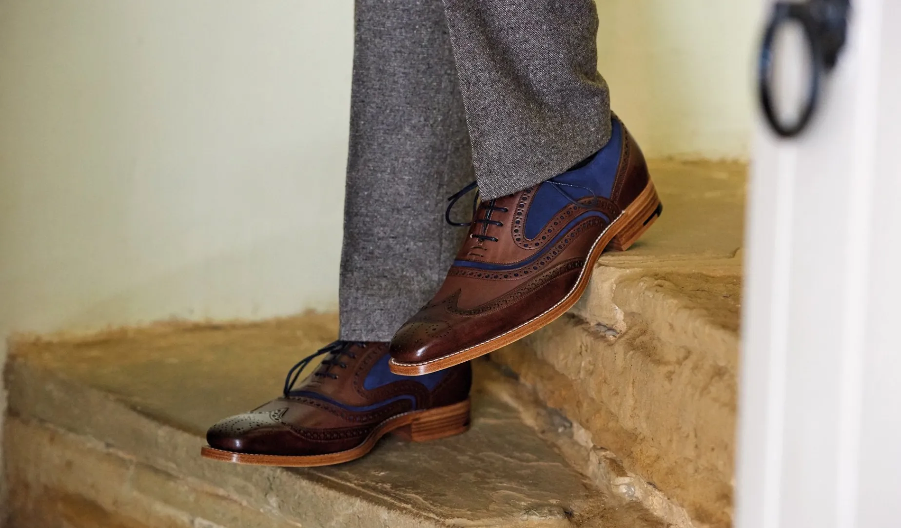 Mcclean - Ebony Hand Painted / Navy Suede